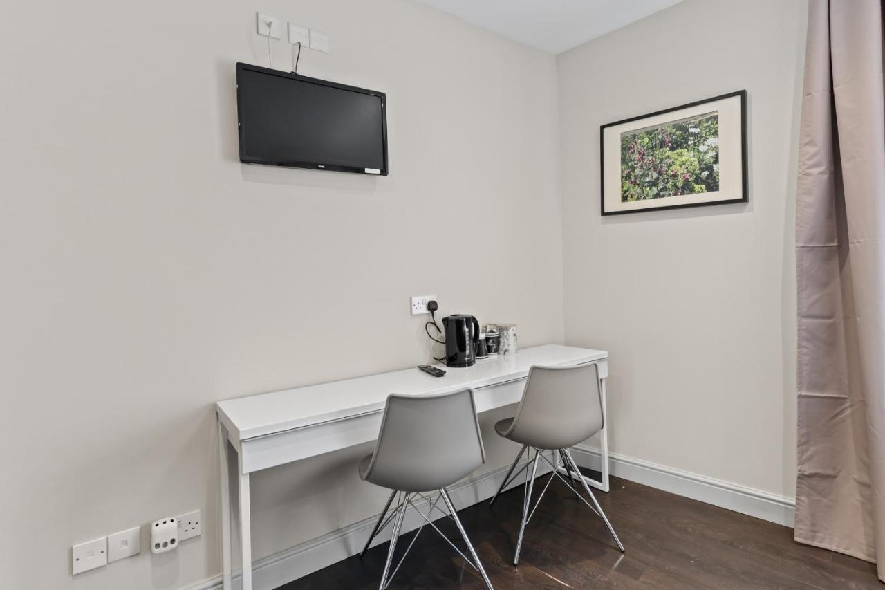 Self-Contained Studio London Exterior photo